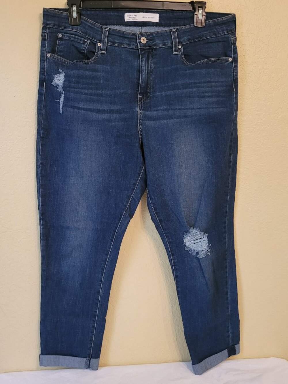 Signature by Levi Strauss Jeans Blue Denim Cropped Mid-Rise Boyfriend Women's 18